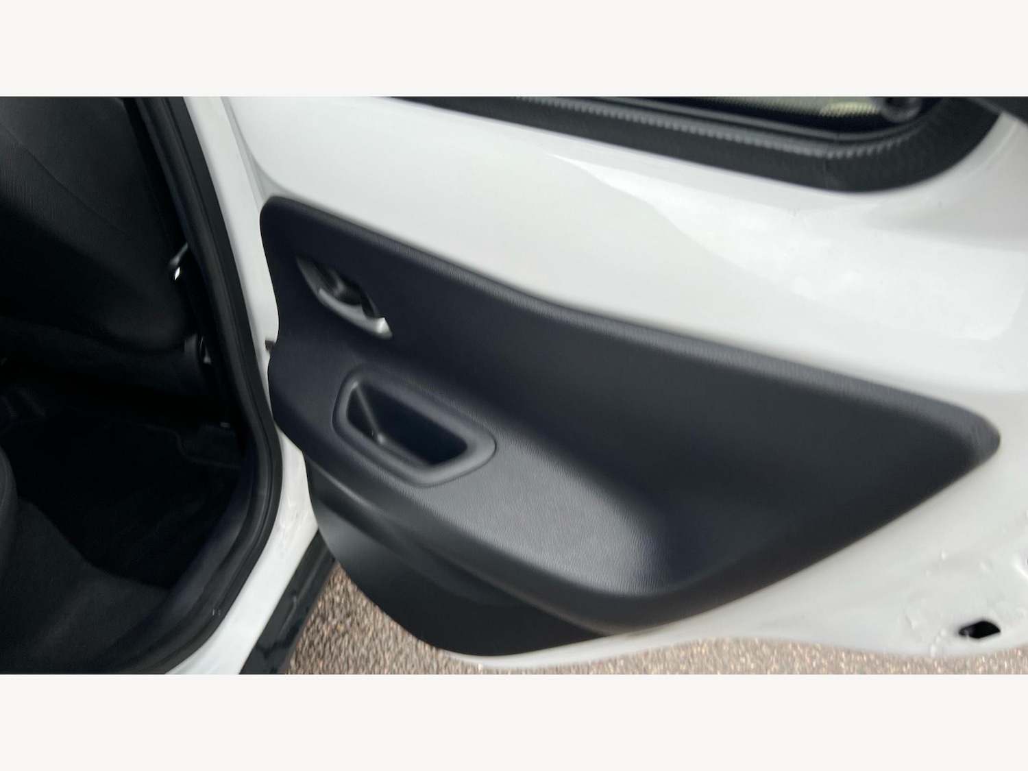 Used Toyota Aygo X 2023 for sale - 76175353: Photo 32