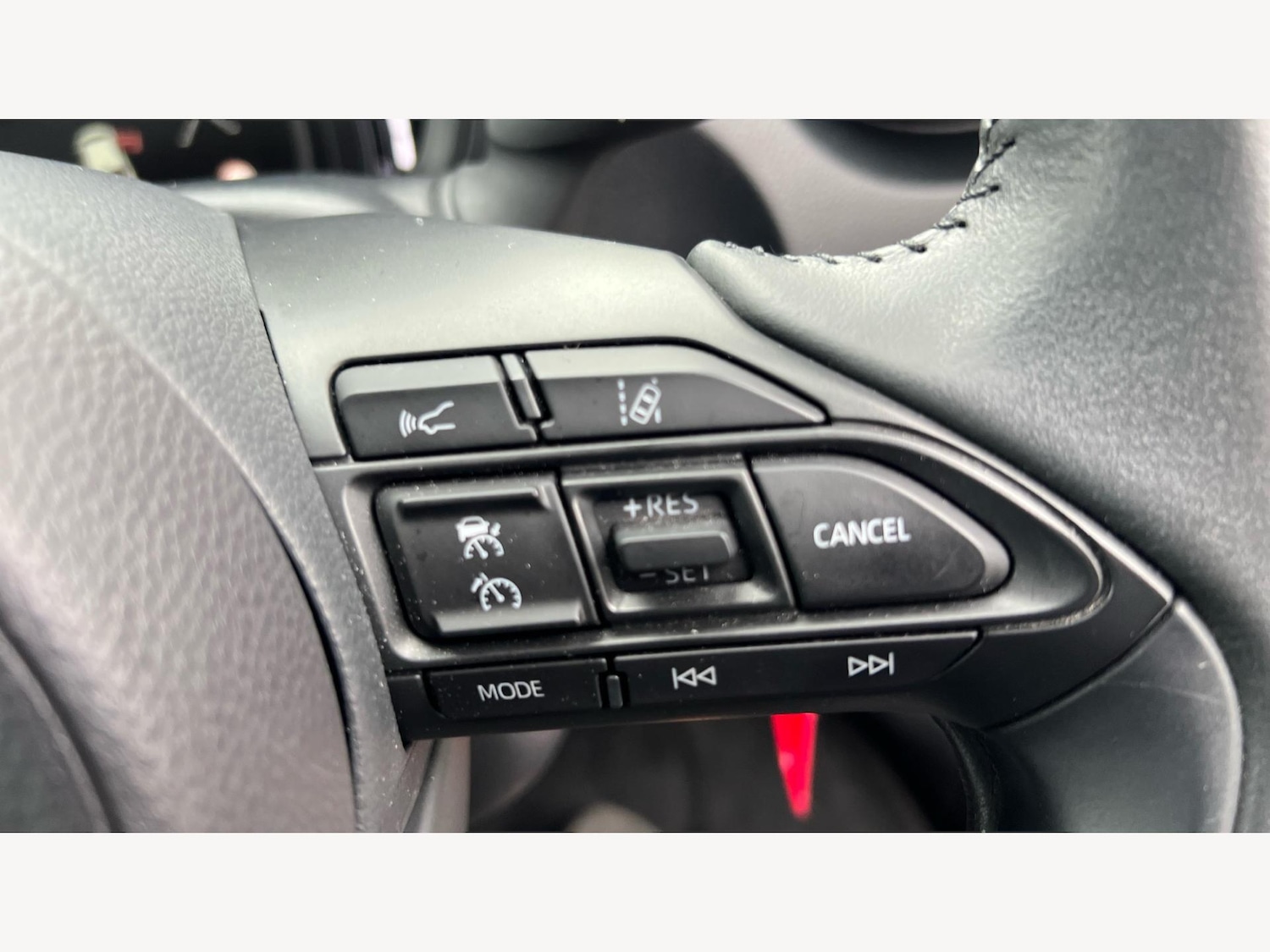 Used Toyota Aygo X 2023 for sale - 76175353: Photo 39