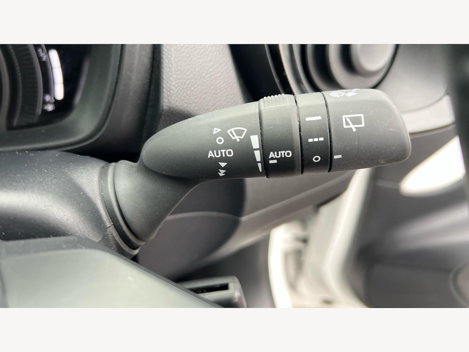 Used Toyota Aygo X 2023 for sale - 76175353: Photo 41