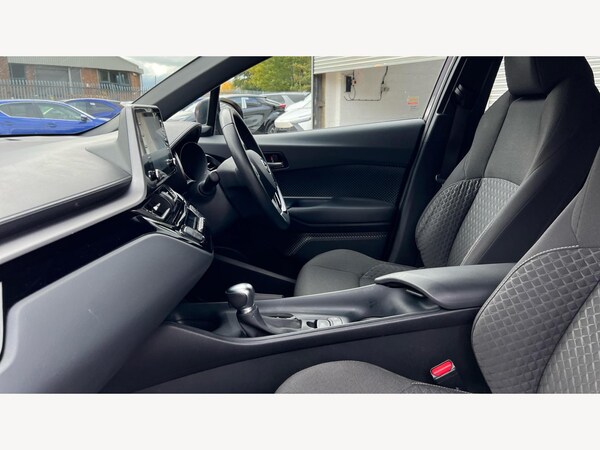 Used Toyota C-HR 2022 for sale - 76270066: Photo 12