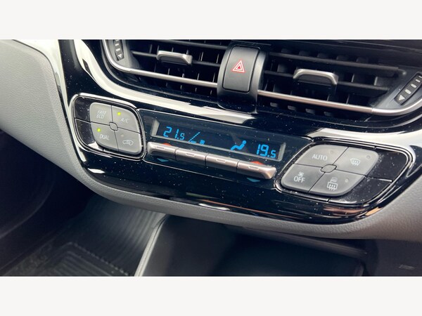 Used Toyota C-HR 2022 for sale - 76270066: Photo 24