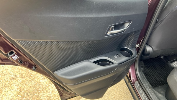 Used Toyota C-HR 2022 for sale - 76270066: Photo 45