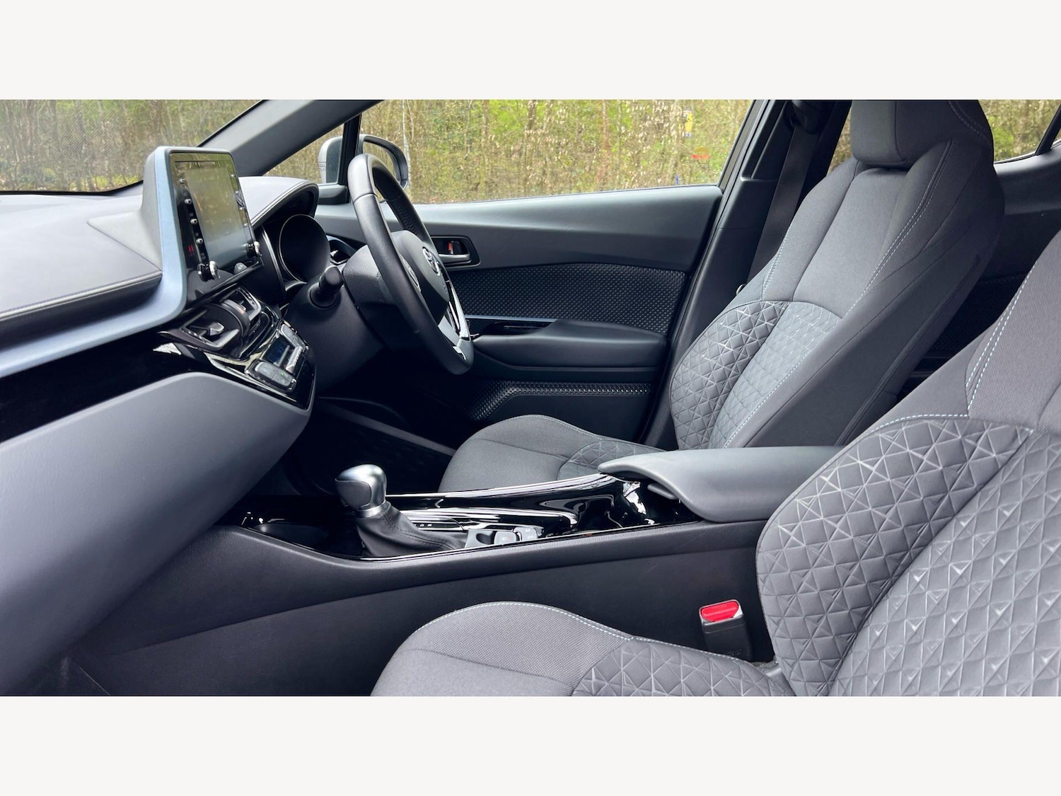 Used Toyota C-HR 2020 for sale - 77925797: Photo 12