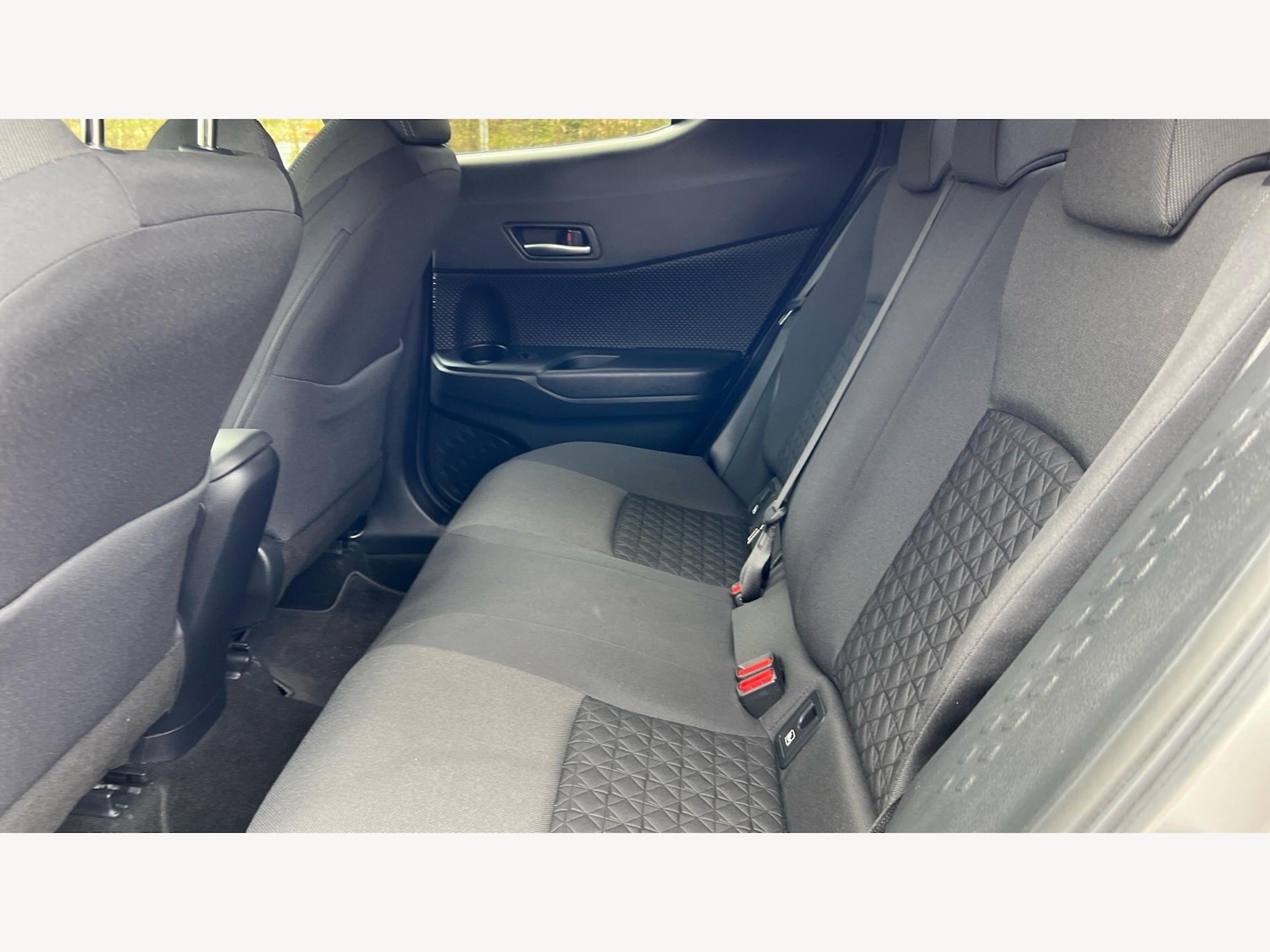 Used Toyota C-HR 2020 for sale - 77925797: Photo 15