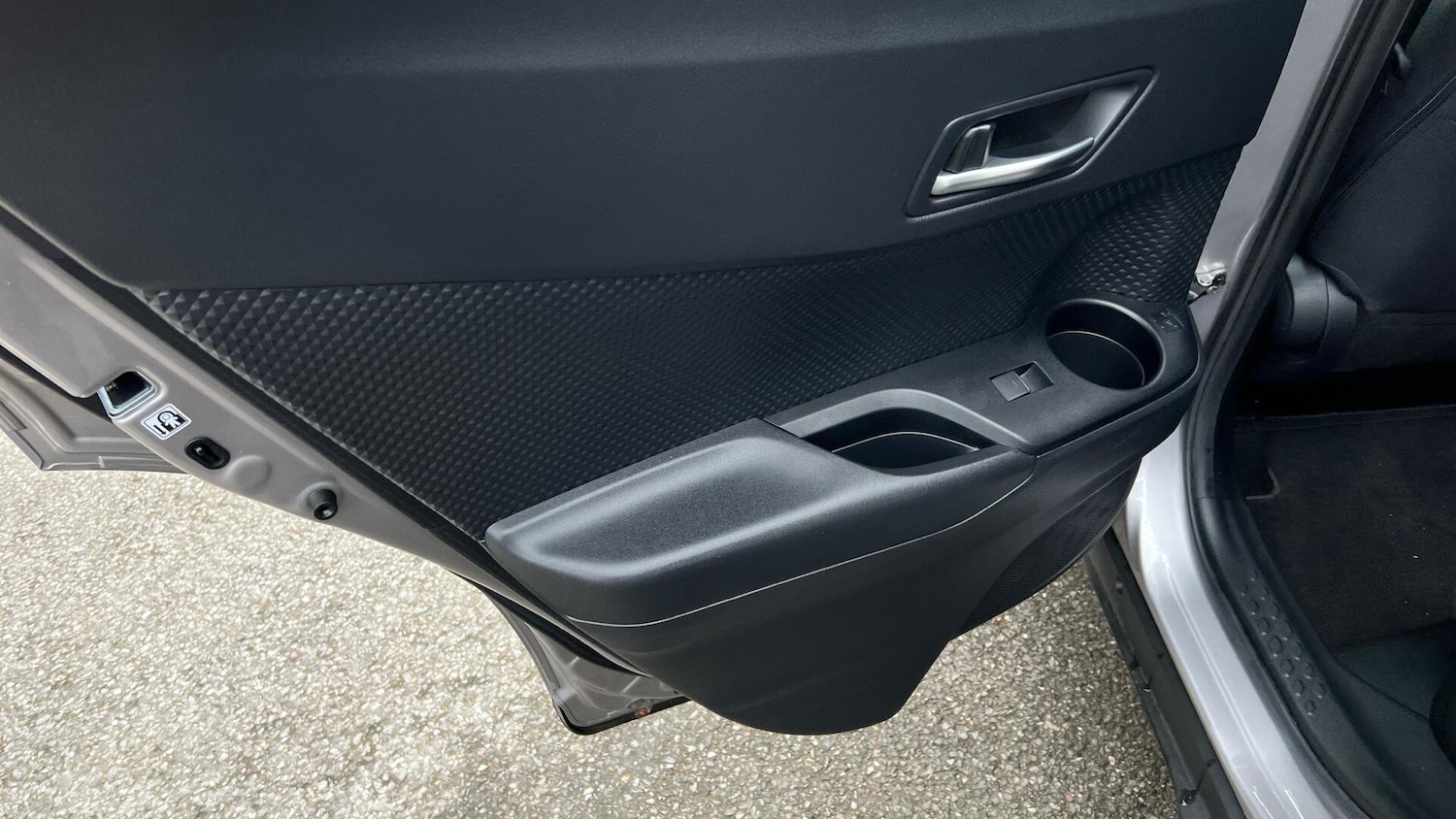 Used Toyota C-HR 2020 for sale - 77925797: Photo 33