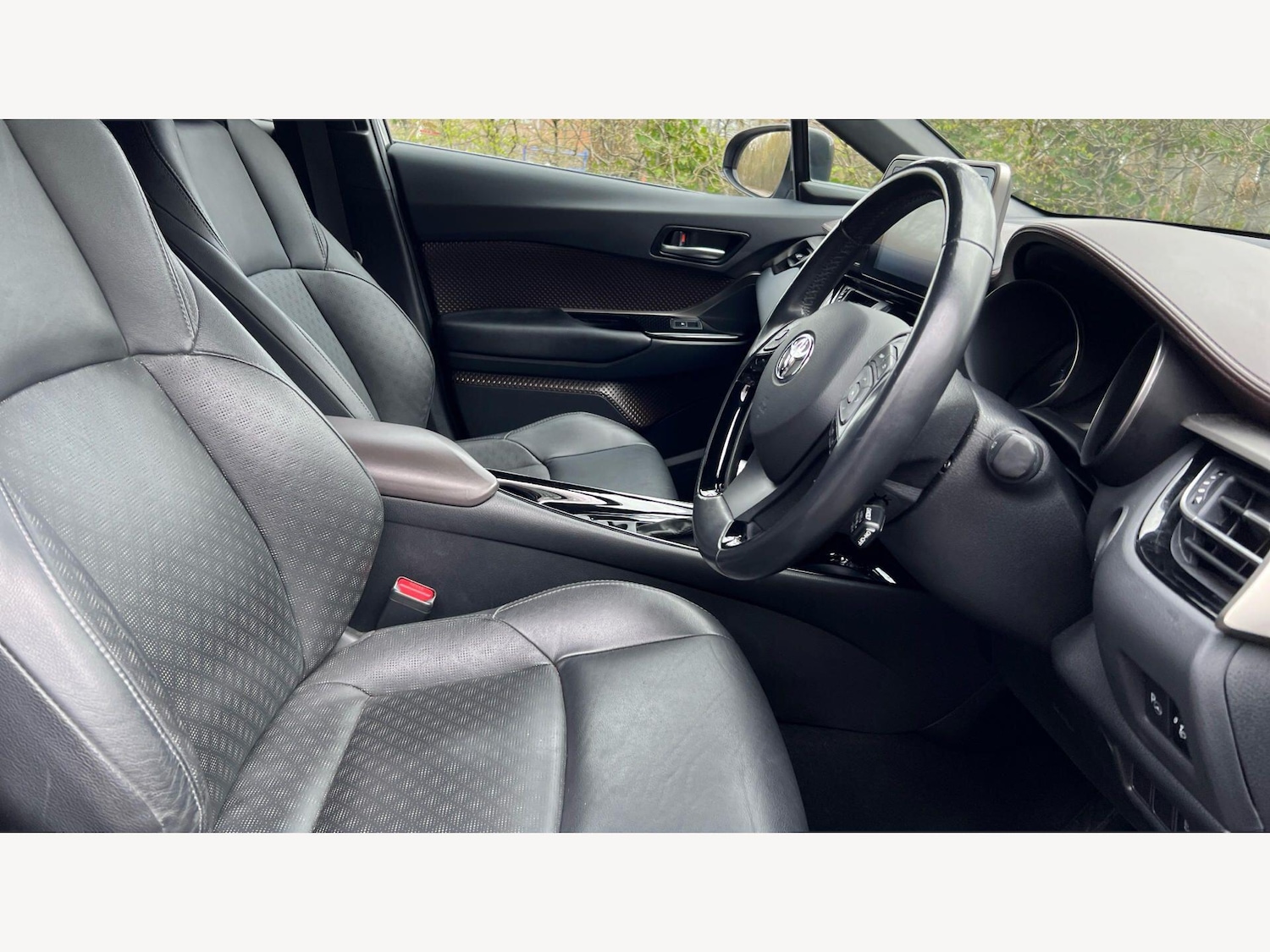 Used Toyota C-HR 2019 for sale - 77926207: Photo 13