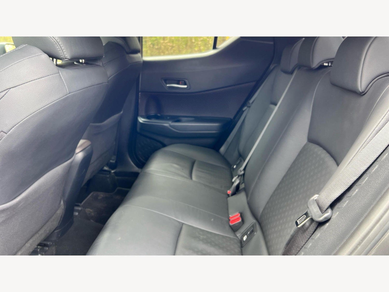 Used Toyota C-HR 2019 for sale - 77926207: Photo 15