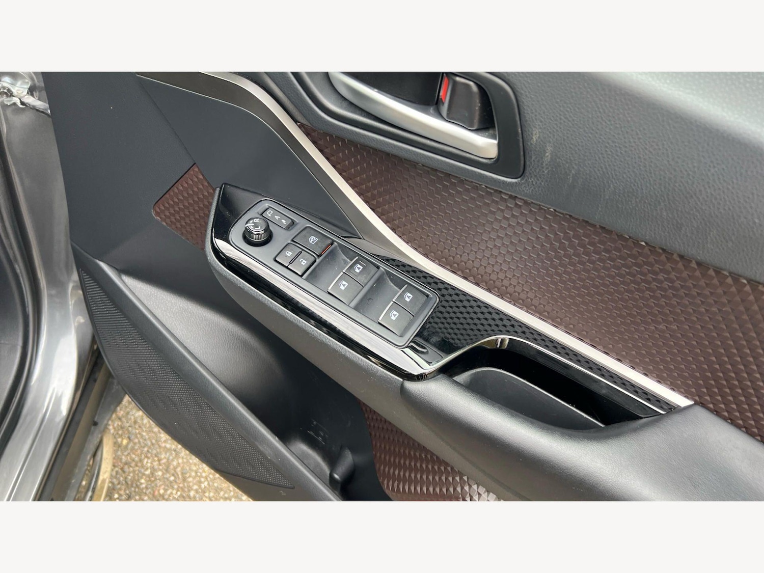 Used Toyota C-HR 2019 for sale - 77926207: Photo 29