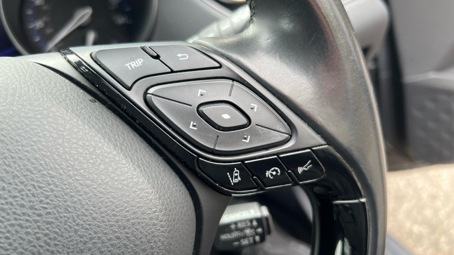 Used Toyota C-HR 2019 for sale - 77926207: Photo 38