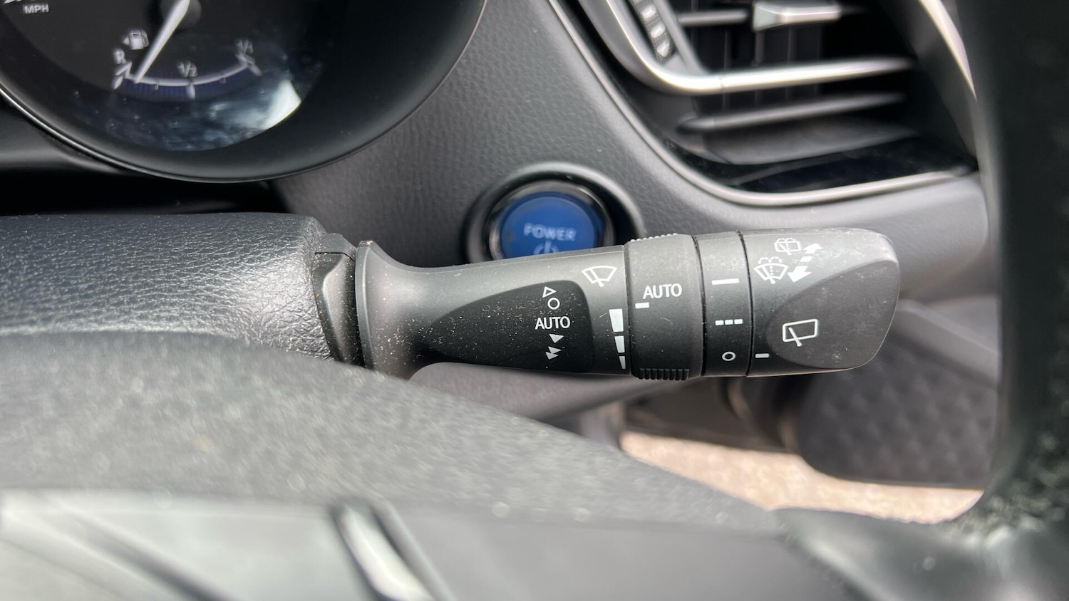 Used Toyota C-HR 2019 for sale - 77926207: Photo 39