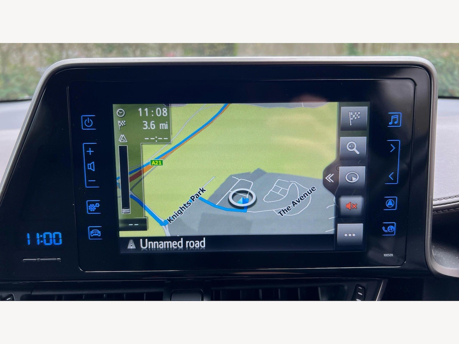 Used Toyota C-HR 2019 for sale - 77926207: Photo 9