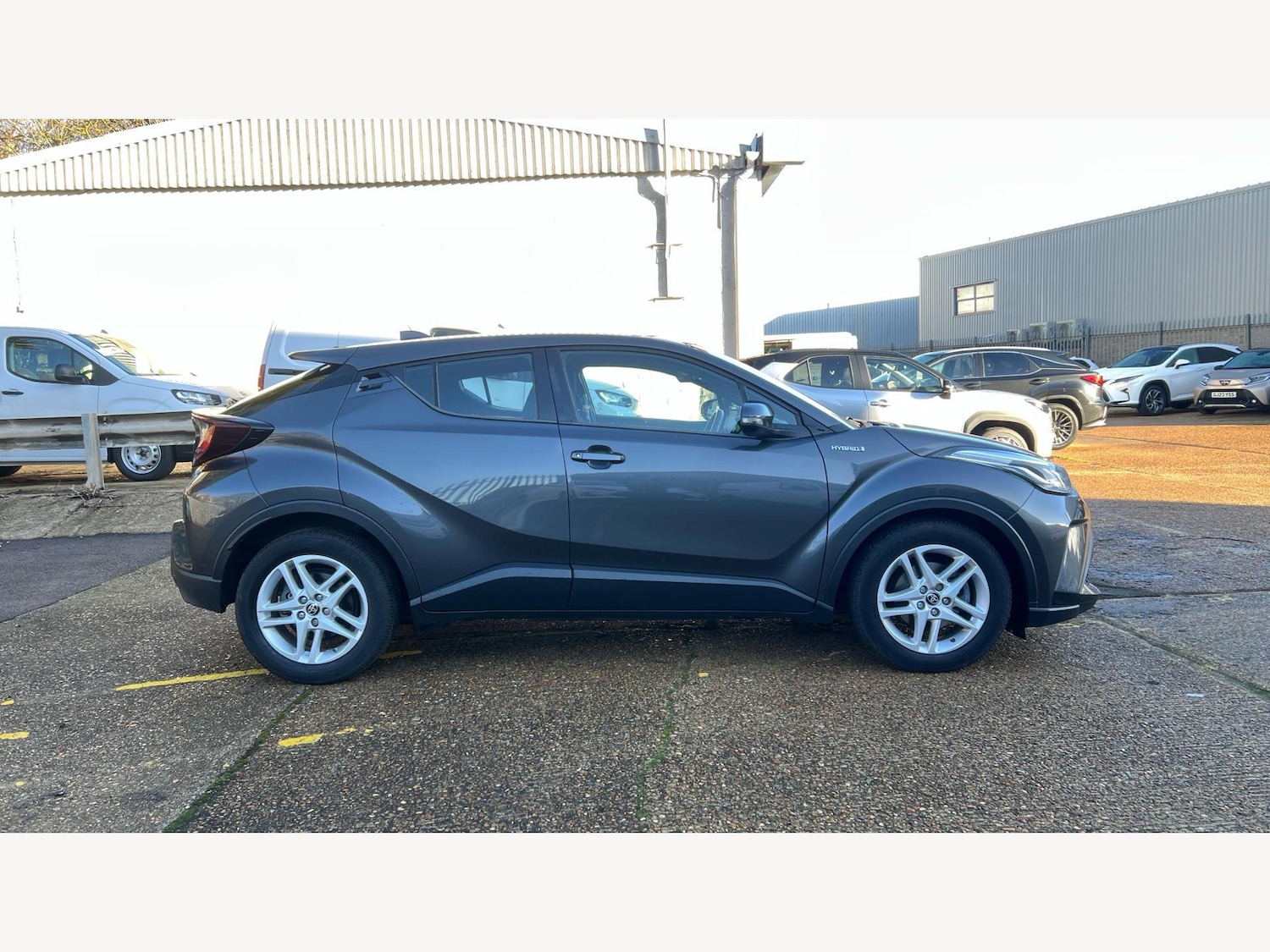 Used Toyota C-HR 2020 for sale - 77237919: Photo 18