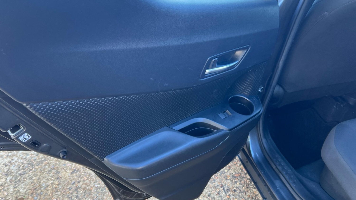 Used Toyota C-HR 2020 for sale - 77237919: Photo 33