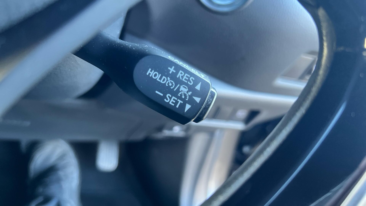 Used Toyota C-HR 2020 for sale - 77237919: Photo 41