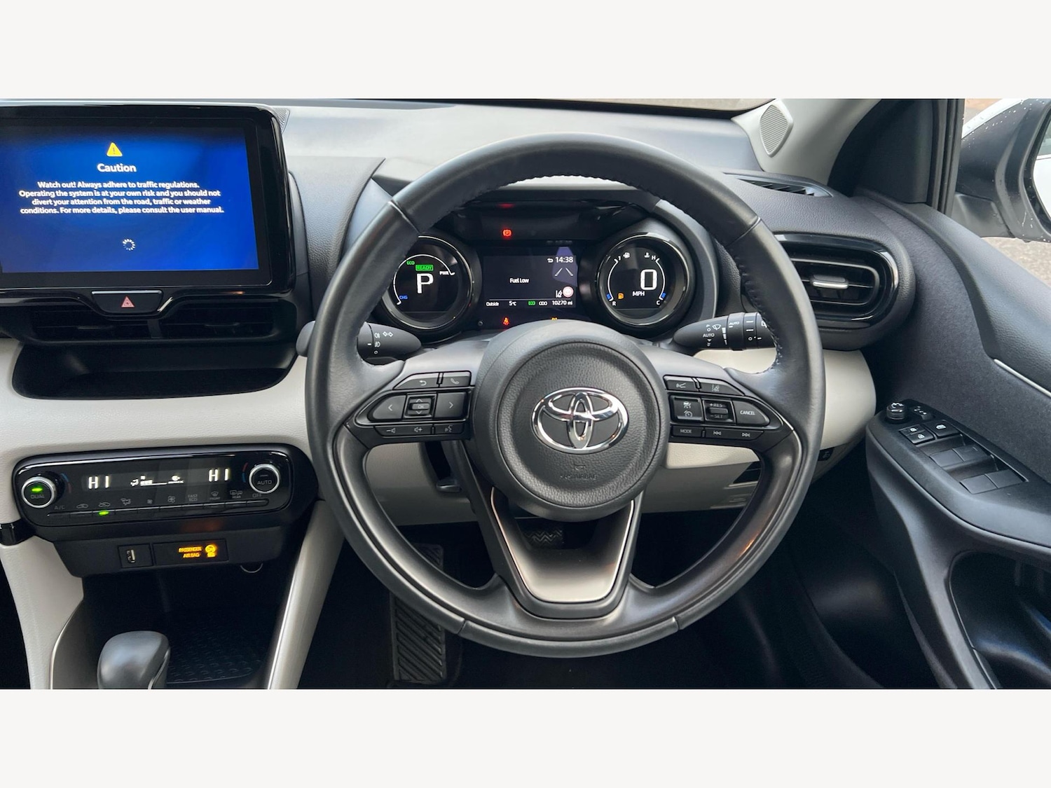 Used Toyota Yaris 2024 for sale - 77074163: Photo 10