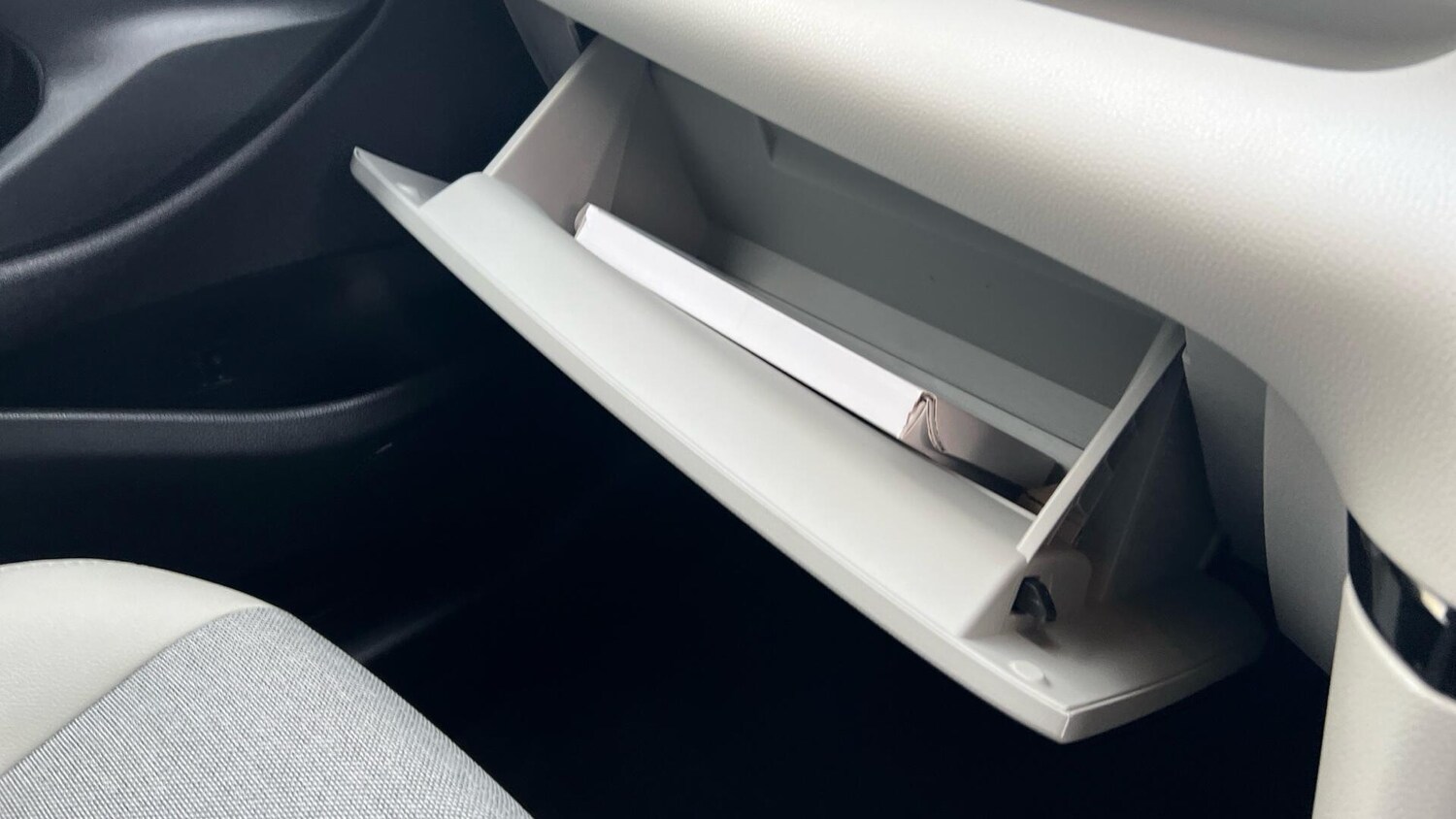 Used Toyota Yaris 2024 for sale - 77074163: Photo 36