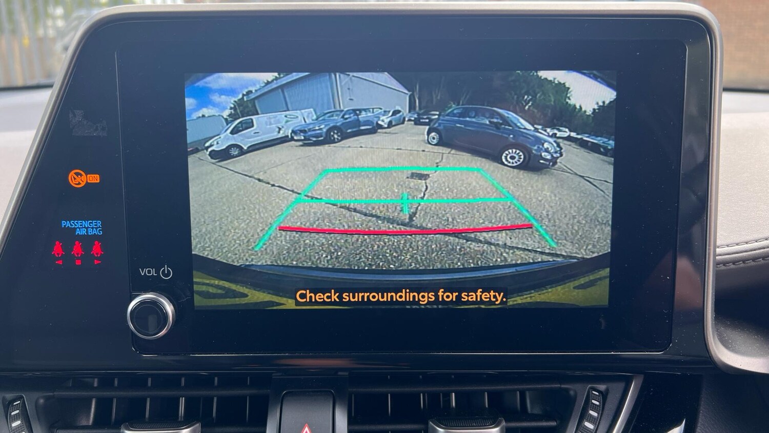 Used Toyota C-HR 2023 for sale - 76801009: Photo 44