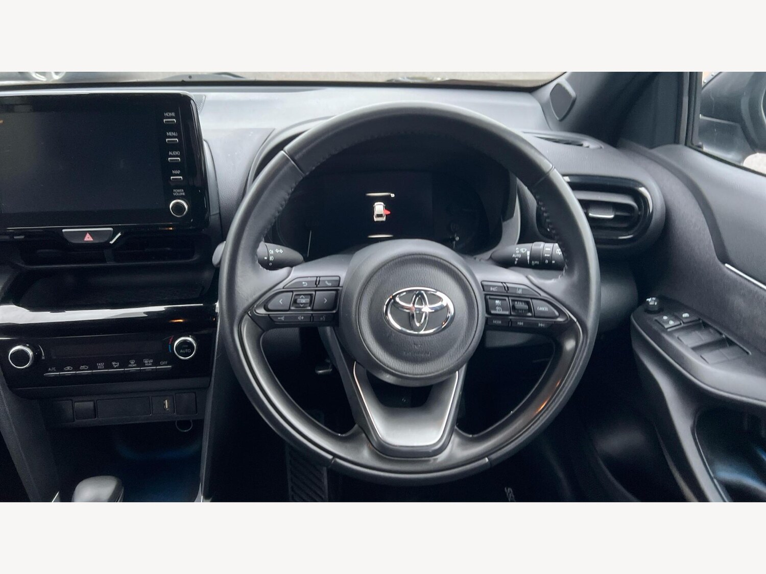 Used Toyota Yaris Cross for sale - 77214911: Photo 10