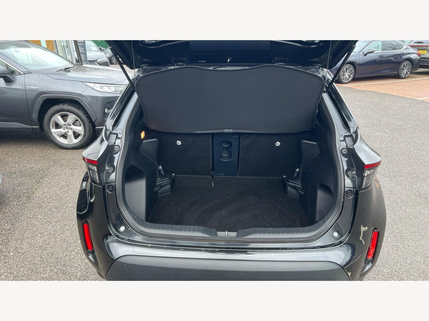 Used Toyota Yaris Cross for sale - 77214911: Photo 16