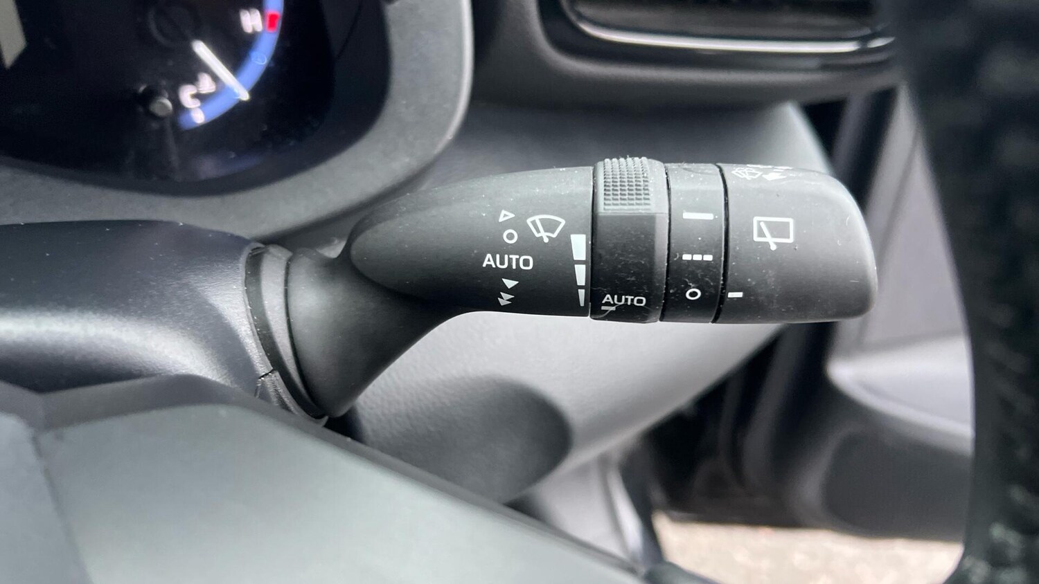 Used Toyota Yaris Cross for sale - 77214911: Photo 41