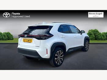 Used Toyota Yaris Cross 2024 for sale - 79859947: Photo
