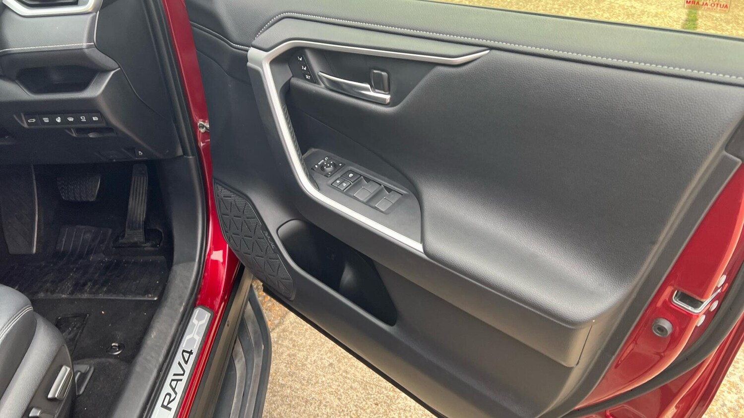 Used Toyota RAV4 2023 for sale - 76527839: Photo 33