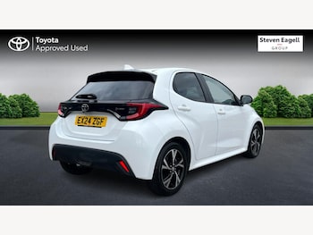 Used Toyota Yaris 2024 for sale - 78347747: Photo