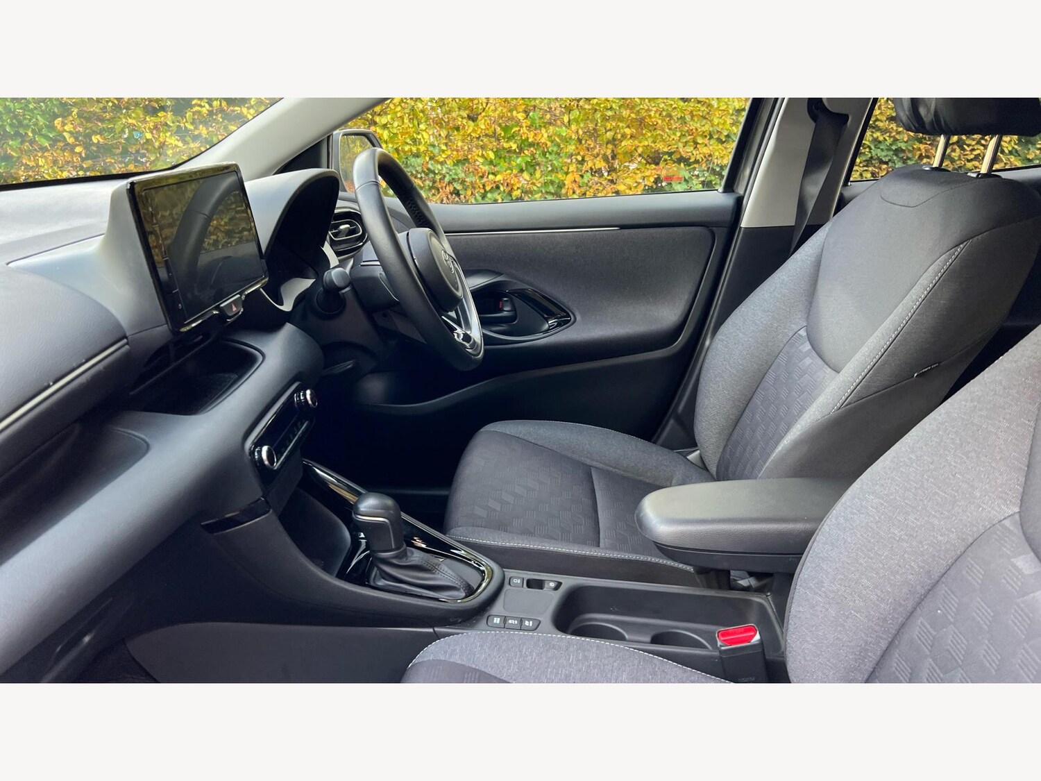 Used Toyota Yaris 2024 for sale - 76456916: Photo 12