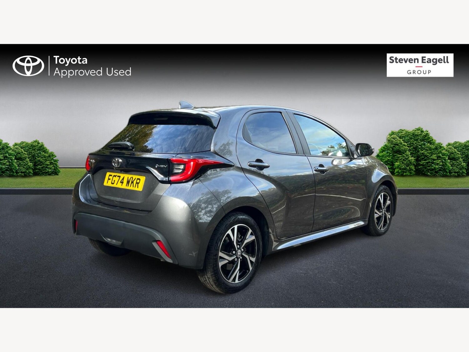 Used Toyota Yaris 2024 for sale - 76456916: Photo 2