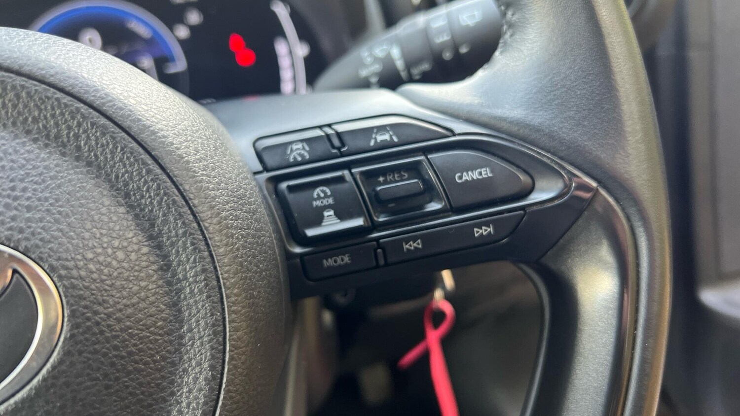 Used Toyota Yaris 2024 for sale - 76456916: Photo 40