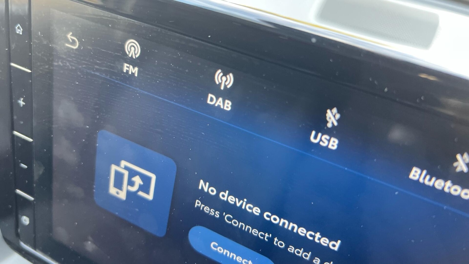 Used Toyota Yaris 2024 for sale - 76456916: Photo 44