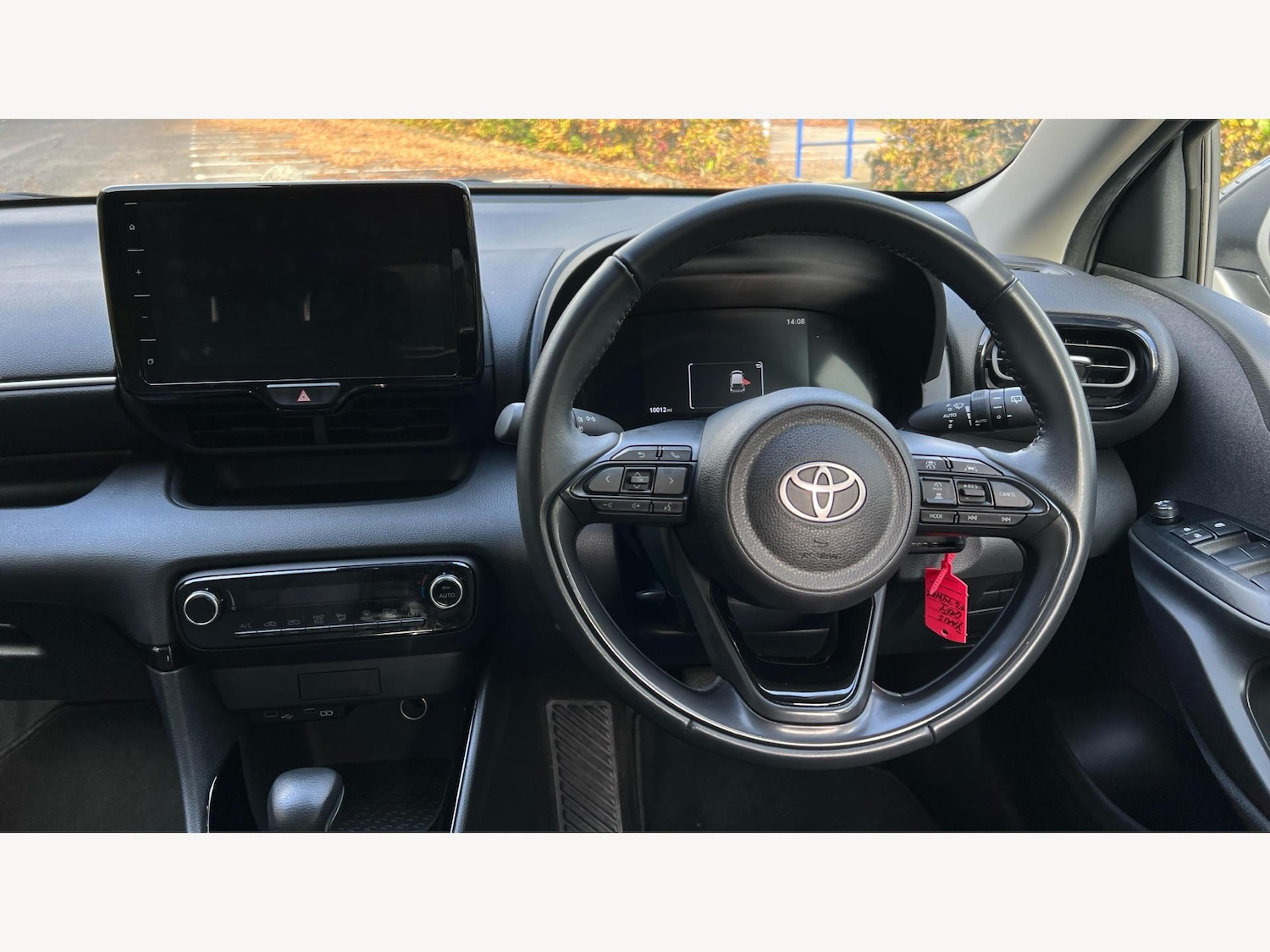 Used Toyota Yaris 2024 for sale - 76456916: Photo 8