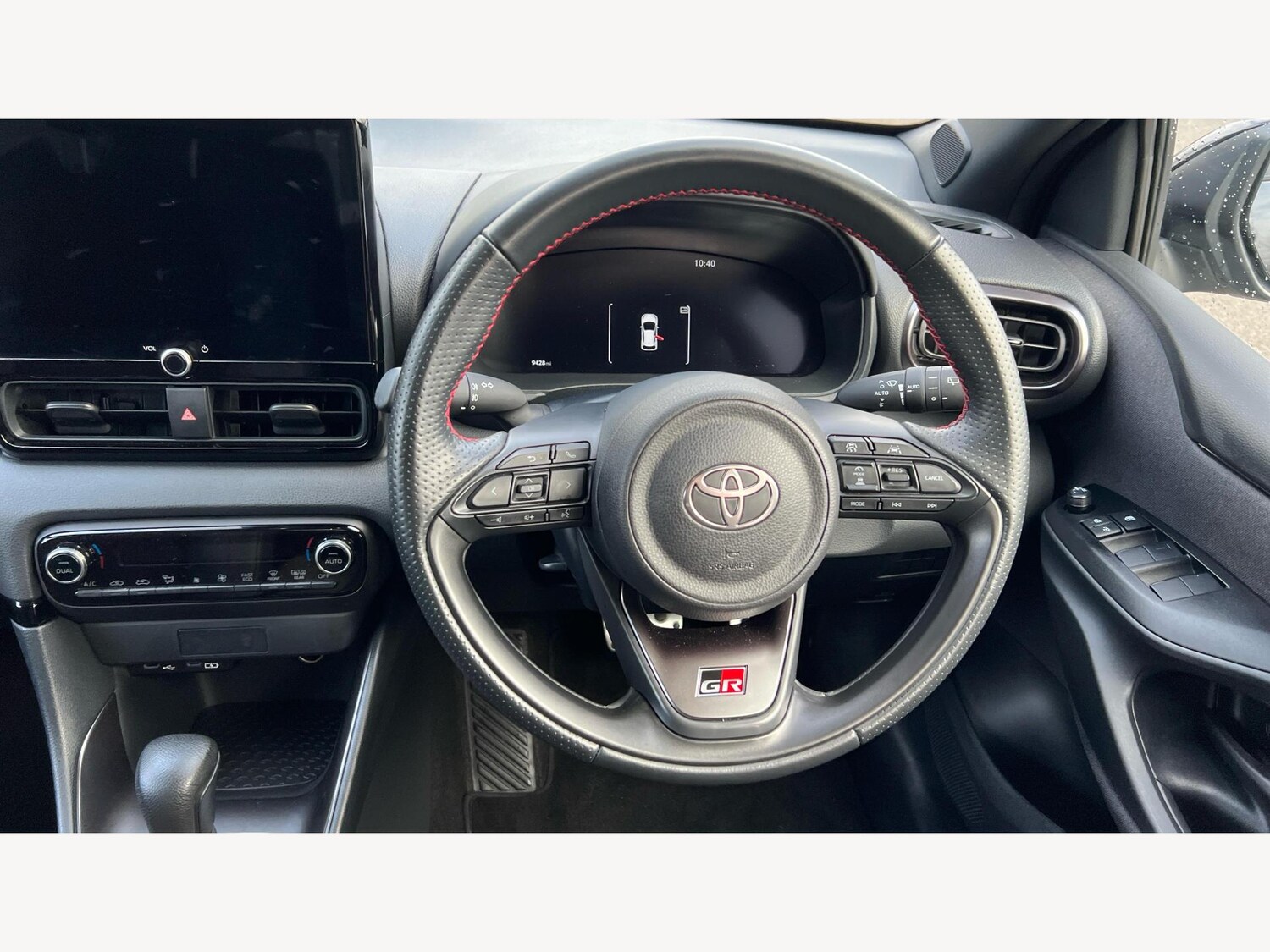 Used Toyota Yaris 2024 for sale - 77523782: Photo 10