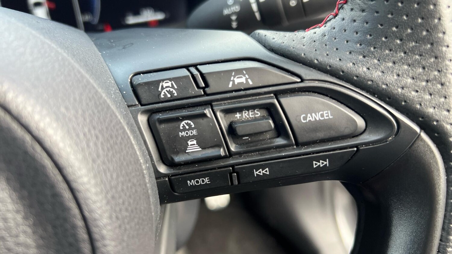 Used Toyota Yaris 2024 for sale - 77523782: Photo 38