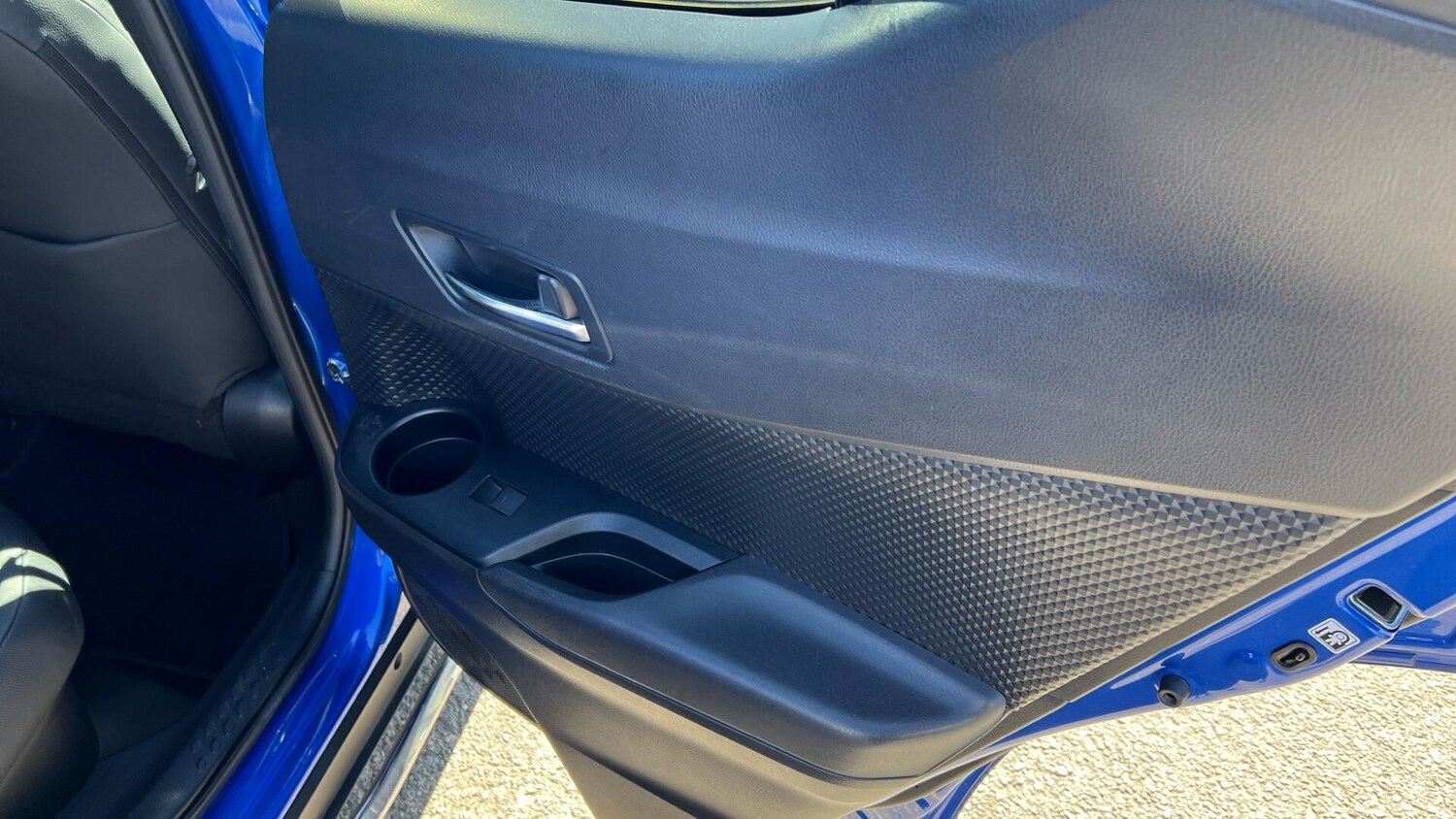 Used Toyota C-HR for sale - 78006674: Photo 33