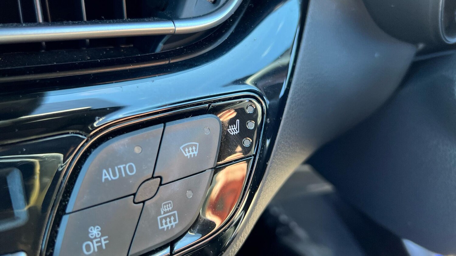 Used Toyota C-HR for sale - 78006674: Photo 49