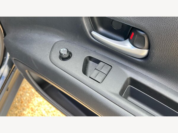 Used Toyota Aygo X 2024 for sale - 76270853: Photo 30