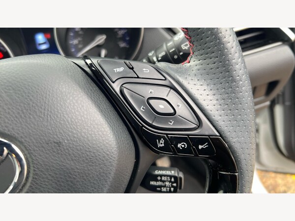 Used Toyota C-HR 2023 for sale - 75789442: Photo 41