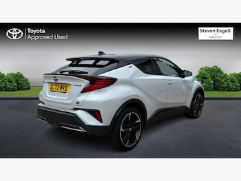 Used Toyota C-HR 2023 for sale - 76260218: Photo 2