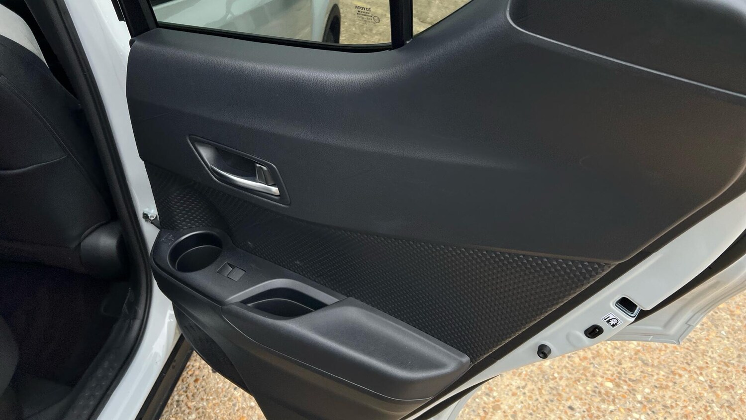 Used Toyota C-HR 2023 for sale - 76260218: Photo 33