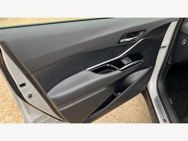 Used Toyota C-HR 2023 for sale - 76260218: Photo 35