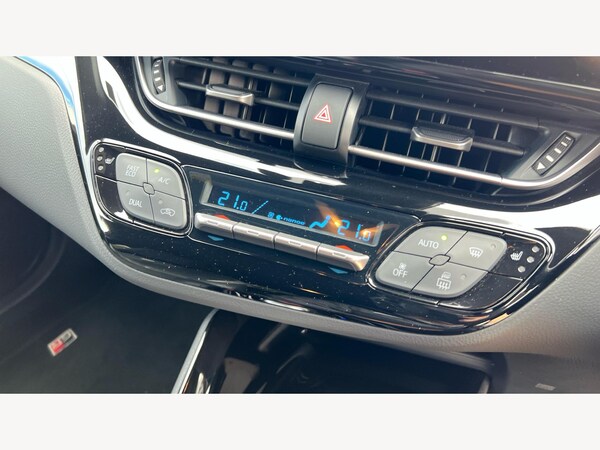 Used Toyota C-HR 2023 for sale - 76260218: Photo 39