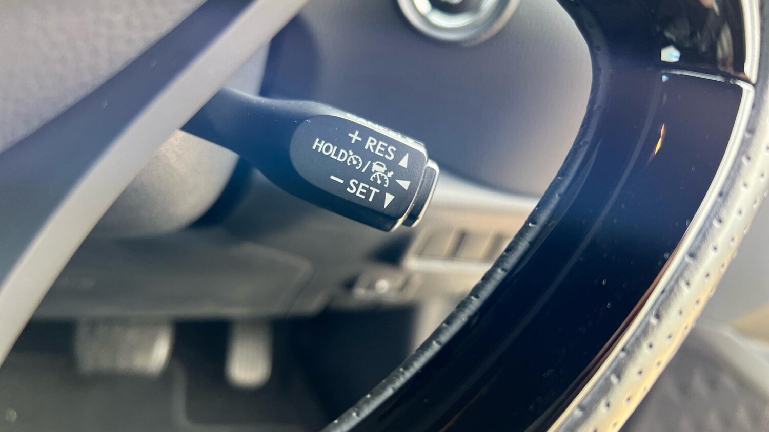 Used Toyota C-HR 2023 for sale - 76260218: Photo 44