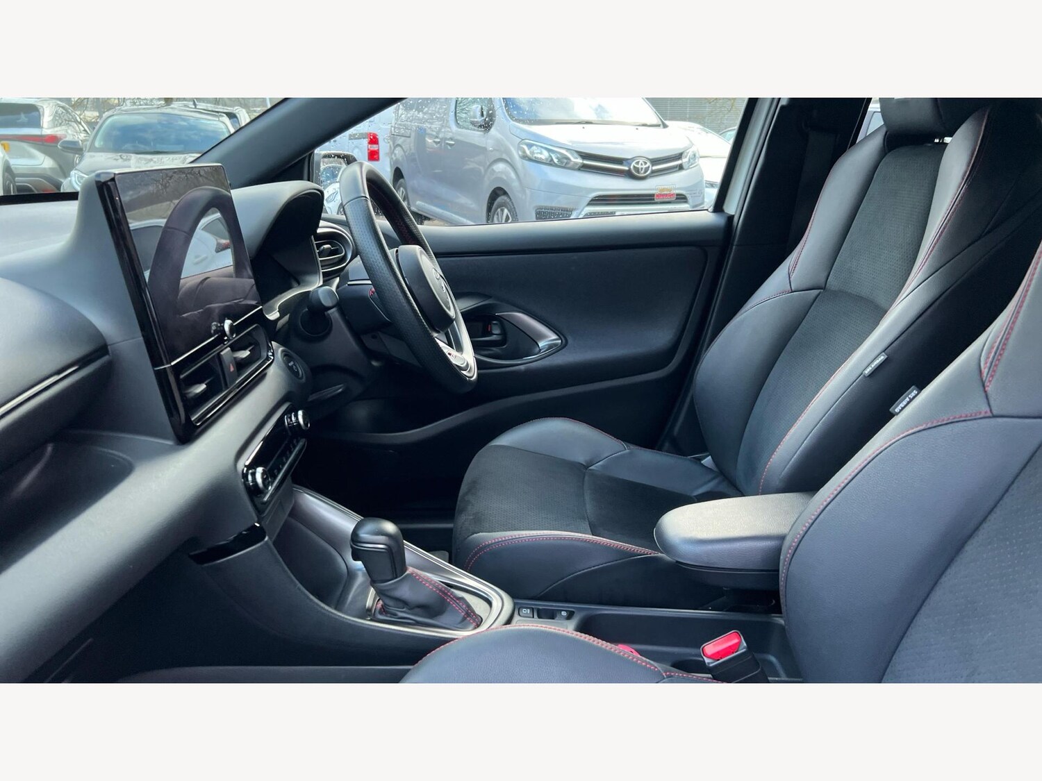 Used Toyota Yaris 2024 for sale - 77509646: Photo 12