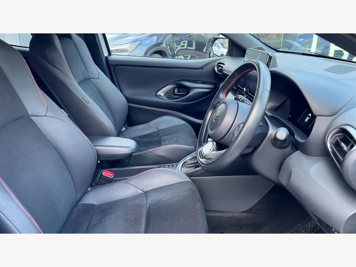 Used Toyota Yaris 2024 for sale - 77509646: Photo 13