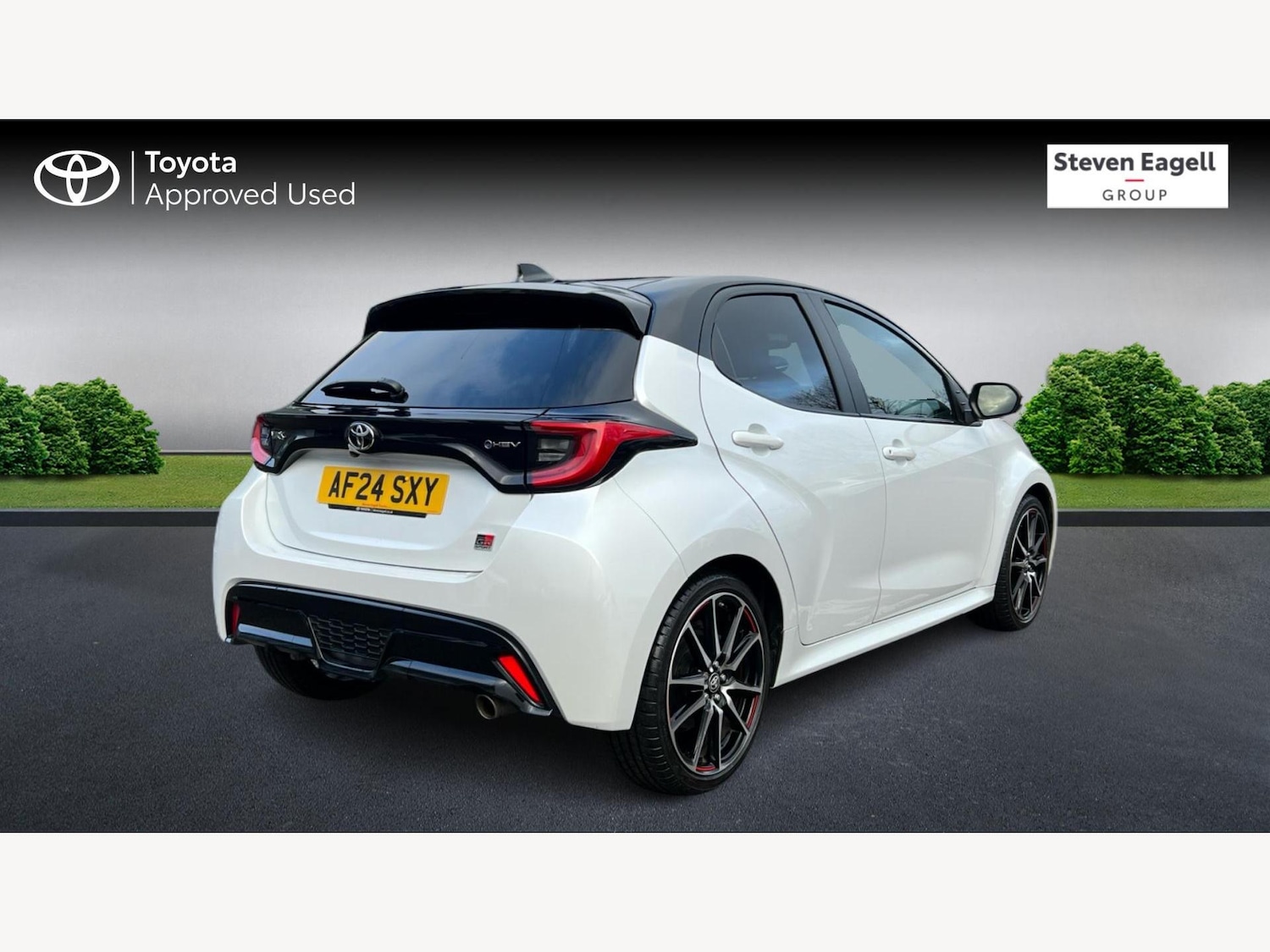 Used Toyota Yaris 2024 for sale - 77509646: Photo 2