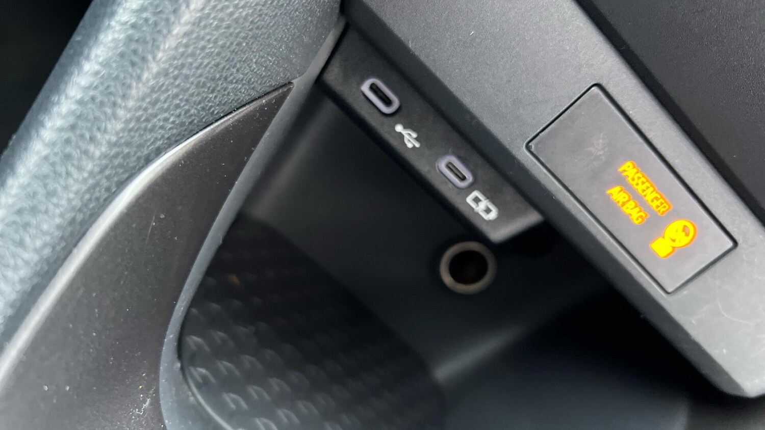 Used Toyota Yaris 2024 for sale - 77509646: Photo 38