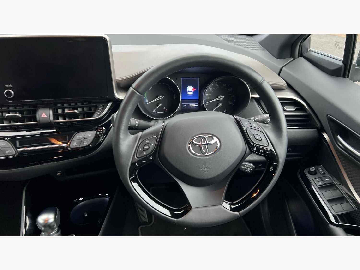 Used Toyota C-HR 2023 for sale - 77524665: Photo 10