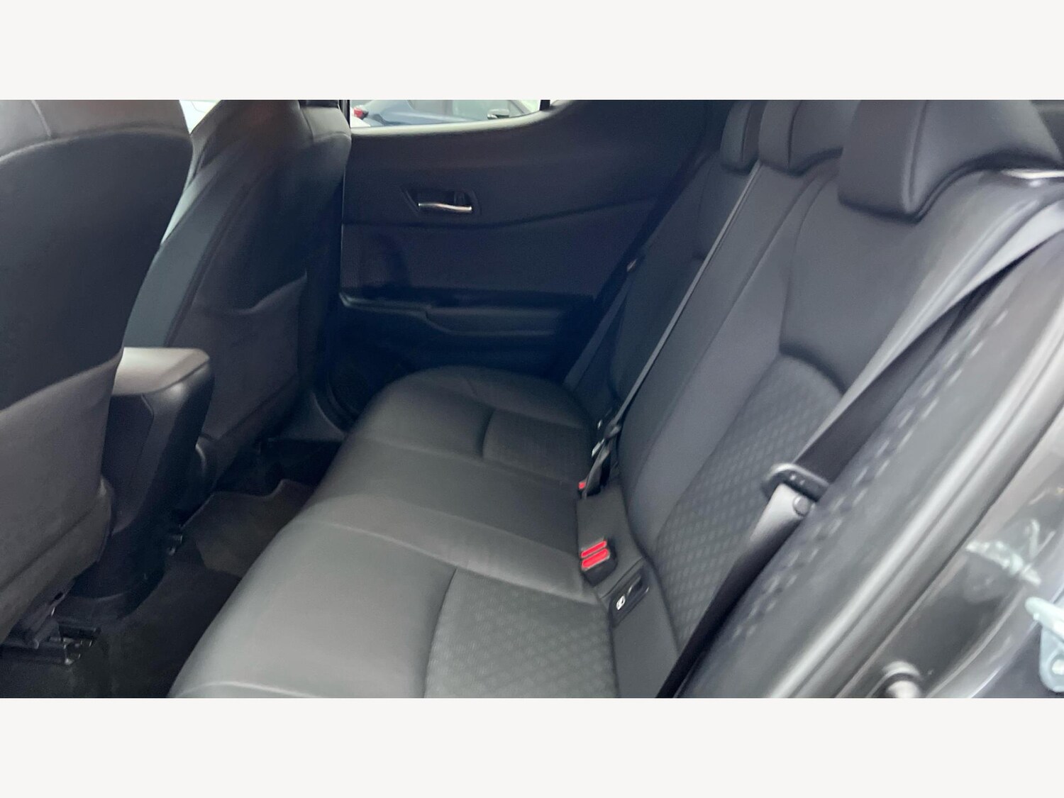 Used Toyota C-HR 2023 for sale - 77524665: Photo 15