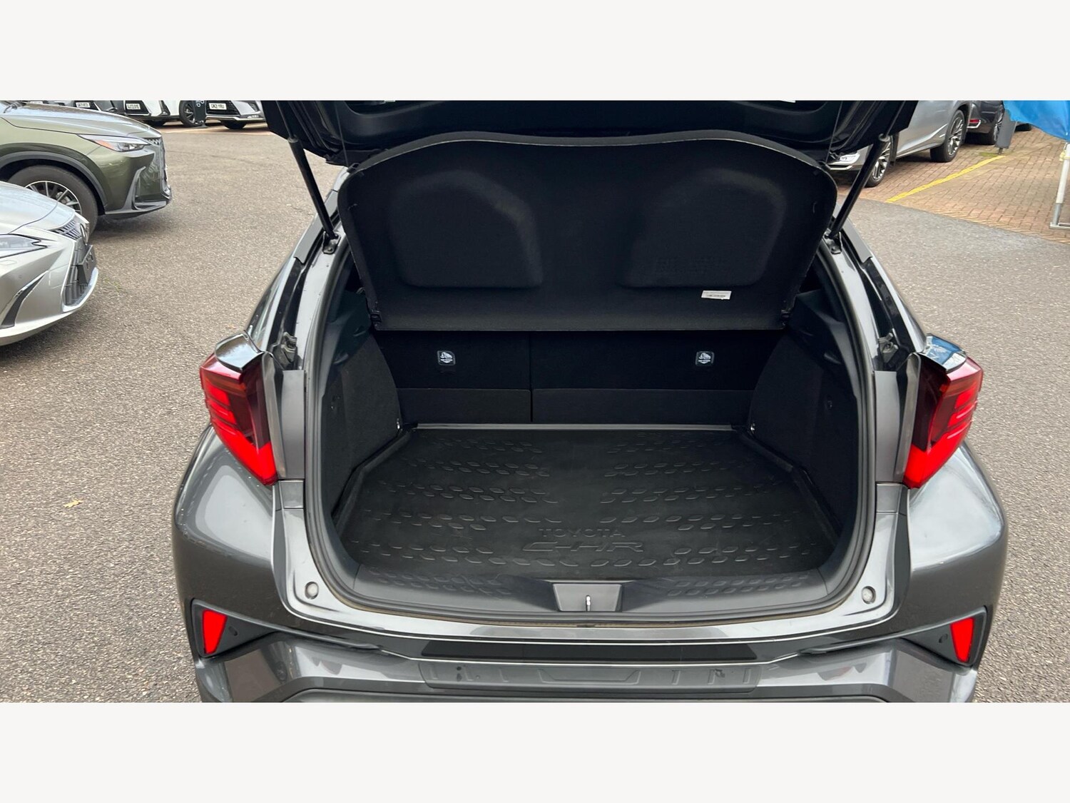 Used Toyota C-HR 2023 for sale - 77524665: Photo 16